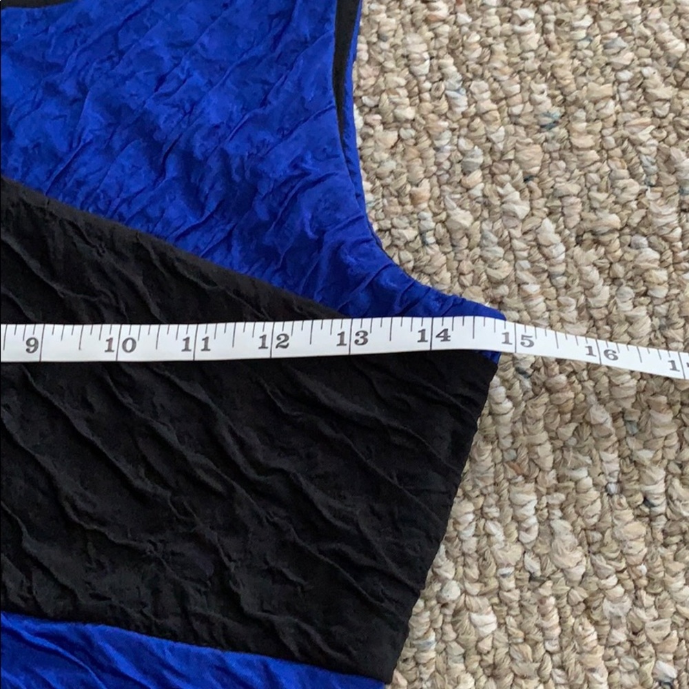 Dress - Picture 4 of 6